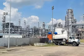 Nghi Sơn lần đầu có lãi gần 14.000 tỉ đồng giữa cú sốc nguồn dầu thô