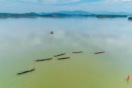 Thăm lại bến đò A Sanh