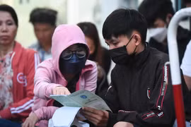 Có việc nhưng vẫn bấp bênh: Vì sao chỉ 41,4% lao động trẻ tham gia BHXH?