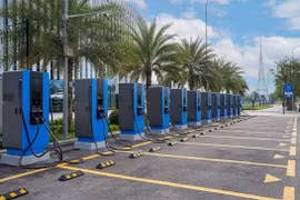 Những điều kiện nào để trạm sạc xe điện tham gia mua bán điện trực tiếp?