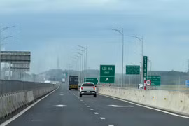 Phí chỉ áp dụng với tài khoản ePass có phát sinh giao dịch xe qua trạm BOT trong tháng liền trước.