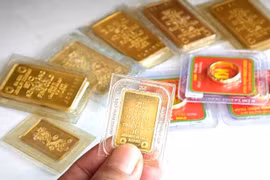 Giá vàng sáng 29-9: SJC giảm sâu, vàng thế giới lao dốc