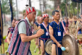 Festival là dịp quảng bá các giá trị văn hóa đặc sắc của tỉnh, đặc biệt là Không gian văn hóa cồng chiêng Tây Nguyên. Ảnh: Lam Nguyên