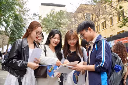 Điểm chuẩn sư phạm vượt 29: Nghề giáo đang trở lại cuộc đua hút học sinh giỏi?