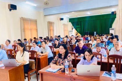 Tập huấn nâng cao năng lực cho đội ngũ cán bộ làm công tác giảm nghèo