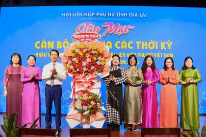 Gặp mặt cán bộ Hội LHPN tỉnh Gia Lai qua các thời kỳ