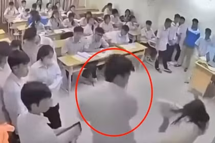 Vụ nam sinh đánh giáo viên ở Hà Nội: Cơ quan điều tra có kết luận sơ bộ, cô giáo thương tích 12%