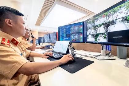 Vi phạm giao thông: Sắp có cách nộp phạt nguội mới, chỉ cần quét mã QR?