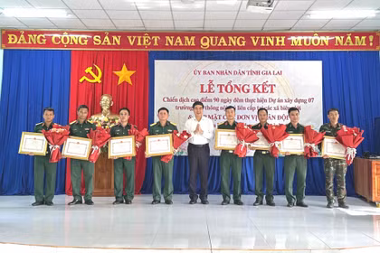 Tổng kết chiến dịch cao điểm 90 ngày đêm xây dựng 7 trường phổ thông nội trú liên cấp tại các xã biên giới