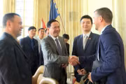 Chủ tịch UBND tỉnh Gia Lai Phạm Anh Tuấn làm việc với chính quyền đô thị TP. Caen (Cộng hòa Pháp)