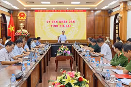 UBND tỉnh Gia Lai họp khẩn, thống nhất chính sách hỗ trợ ngư dân có tàu bị cháy