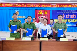 Ký kết kế hoạch phối hợp trực trợ giúp pháp lý tại tòa và trong điều tra hình sự