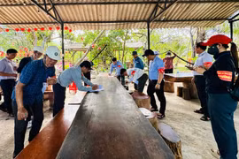 Cưỡng chế thu hồi đất cho thuê không đúng thẩm quyền tại xã Vĩnh Thịnh