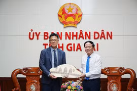 Chủ tịch UBND tỉnh Phạm Anh Tuấn làm việc với Công ty Glassdome