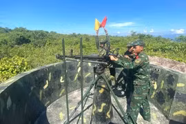 Kiểm tra bắn đạn thật tại Trường bắn Bãi Bấc thuộc xã đảo Nhơn Châu vào ngày 28 và 29-5 