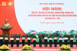Bộ đội Biên phòng tỉnh Gia Lai vinh dự nhận bằng khen của Bộ Quốc phòng