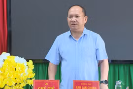 Phó Bí thư Thường trực Tỉnh ủy Rah Lan Chung làm việc với Ban Thường vụ Đảng ủy xã An Toàn