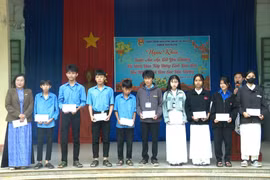 Diễn đàn xây dựng tình bạn đẹp, nói không với bạo lực học đường tại Trường THPT Pleime