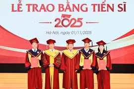 Giảng viên giảng dạy trình độ tiến sĩ phải có chức danh giáo sư, phó giáo sư