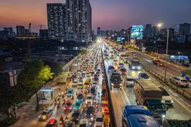 Nếu Vành đai 3 bỏ làn dừng khẩn cấp, ô tô hỏng giữa đường sẽ xử lý thế nào?