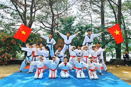 Hào hứng tập luyện tham gia sân chơi “Võ nhạc” 