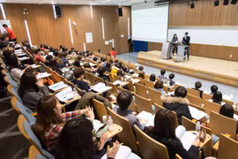 Đề xuất nhân sự hỗ trợ đại học bắt buộc có năng lực AI
