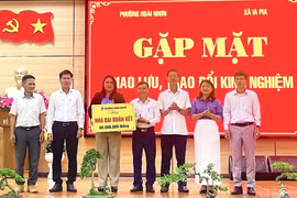 Đoàn công tác xã Ia Pia trao đổi, học tập kinh nghiệm tại phường Hoài Nhơn