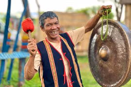 Người lưu truyền mạch nguồn văn hóa Jrai