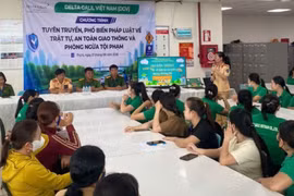 Tuyên truyền pháp luật tại Công ty TNHH Delta Galil