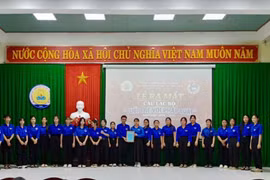 Trường Phổ thông Dân tộc nội trú THPT số 1 tỉnh Gia Lai ra mắt CLB "Tuổi trẻ với pháp luật”