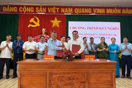 Xã Gào và phường Bình Kiến kết nghĩa, tăng cường hợp tác phát triển