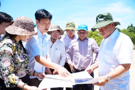 Phó Chủ tịch UBND tỉnh Dương Mah Tiệp kiểm tra, đôn đốc tiến độ các dự án chăn nuôi heo khởi công mới 