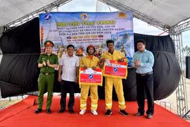 Sôi nổi Hội thi Thể thao nghiệp vụ chữa cháy và cứu nạn, cứu hộ