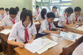 Sáp nhập trường học trước năm học mới: Học sinh, giáo viên sẽ bị ảnh hưởng thế nào?