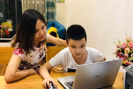 Cho con học homeschool, phụ huynh cần biết gì để trẻ không khó trở lại trường?