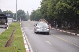 Siết đào tạo lái xe: Không cho học viên tập lái trên cao tốc phân kỳ đầu tư, làn số 1