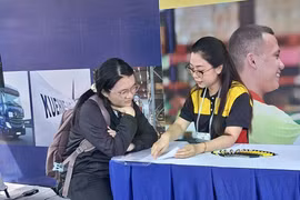 AI làm thay việc cơ bản, sinh viên mới tốt nghiệp bắt đầu sự nghiệp ở đâu?