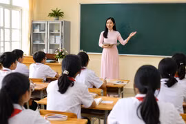 Bộ GD&ĐT đề xuất truy lĩnh lương cho giáo viên bị "đánh tụt" hạng