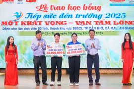 Tân sinh viên khó khăn ở Gia Lai có cơ hội nhận học bổng 15 triệu đồng