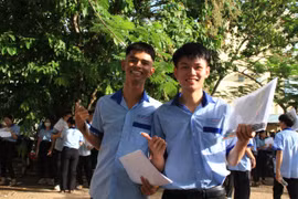 120 thí sinh vắng mặt trong môn thi Toán.