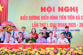 Xã Canh Vinh ký kết giao ước thi đua giữa các đơn vị giai đoạn 2025 - 2030. Ảnh: ĐVCC
