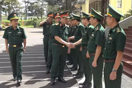 Tư lệnh Quân khu 5 thăm và làm việc tại Ban Chỉ huy BĐBP tỉnh Gia Lai