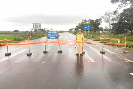 Thông tuyến, đưa vào khai thác sử dụng 2 đoạn đường trên quốc lộ 19