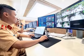 Vi phạm giao thông: Sắp có cách nộp phạt nguội mới, chỉ cần quét mã QR?