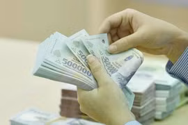 Bộ Nội vụ thông tin mới nhất về cải cách tiền lương: Khi nào trình Trung ương?