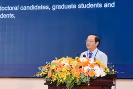 Khai mạc 2 hội nghị khoa học về quang học, quang phổ và quang tử tại Trường Đại học Quy Nhơn