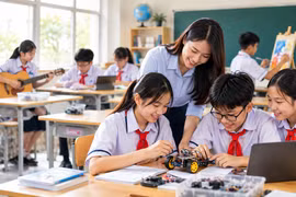 Bộ GD&ĐT nghiêm cấm các trường thu tiền hoạt động giáo dục tăng cường