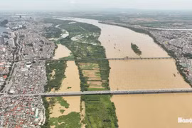 Hà Nội điều chỉnh lại quy hoạch đô thị sông Hồng