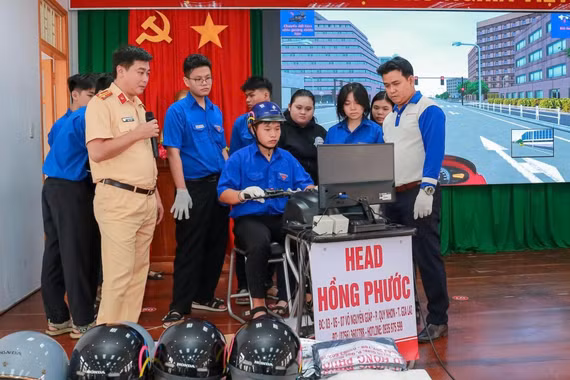 Gia Lai đổi mới tuyên truyền an toàn giao thông nâng cao ý thức chấp hành cho người trẻ