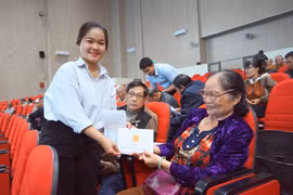 Kết nối nguồn lực, chăm lo người có công